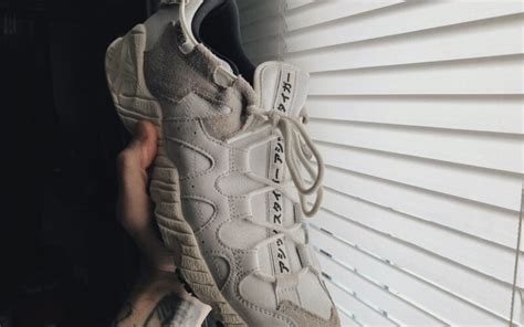 what sneaker are similar to hoka